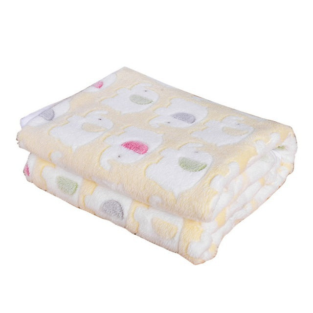 All-Season Pet Blanket – Soft, Cozy Sleeping Pad