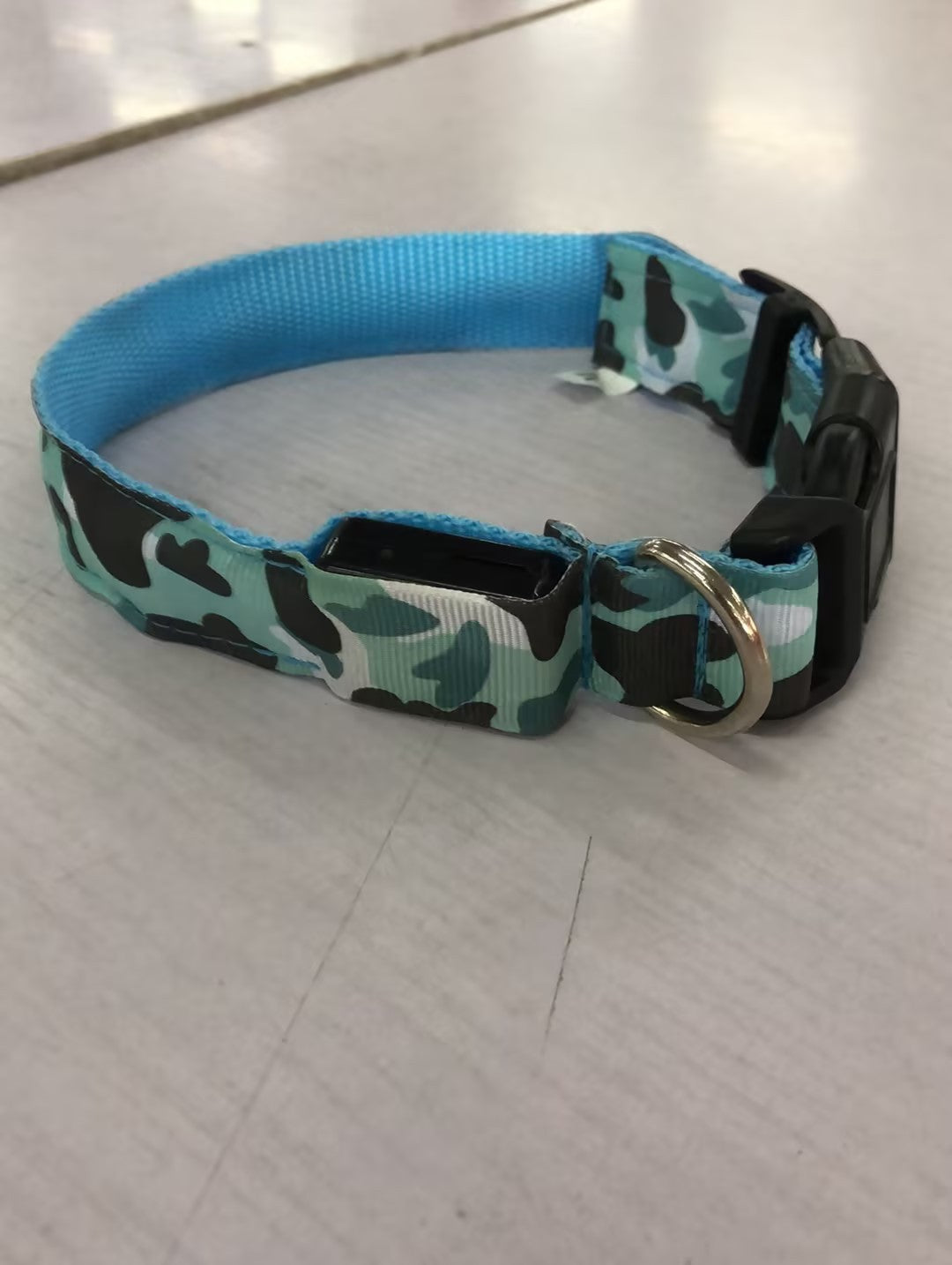 Luminous Camo Pet Collar – Night Safety with Style