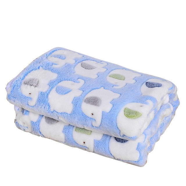 All-Season Pet Blanket – Soft, Cozy Sleeping Pad